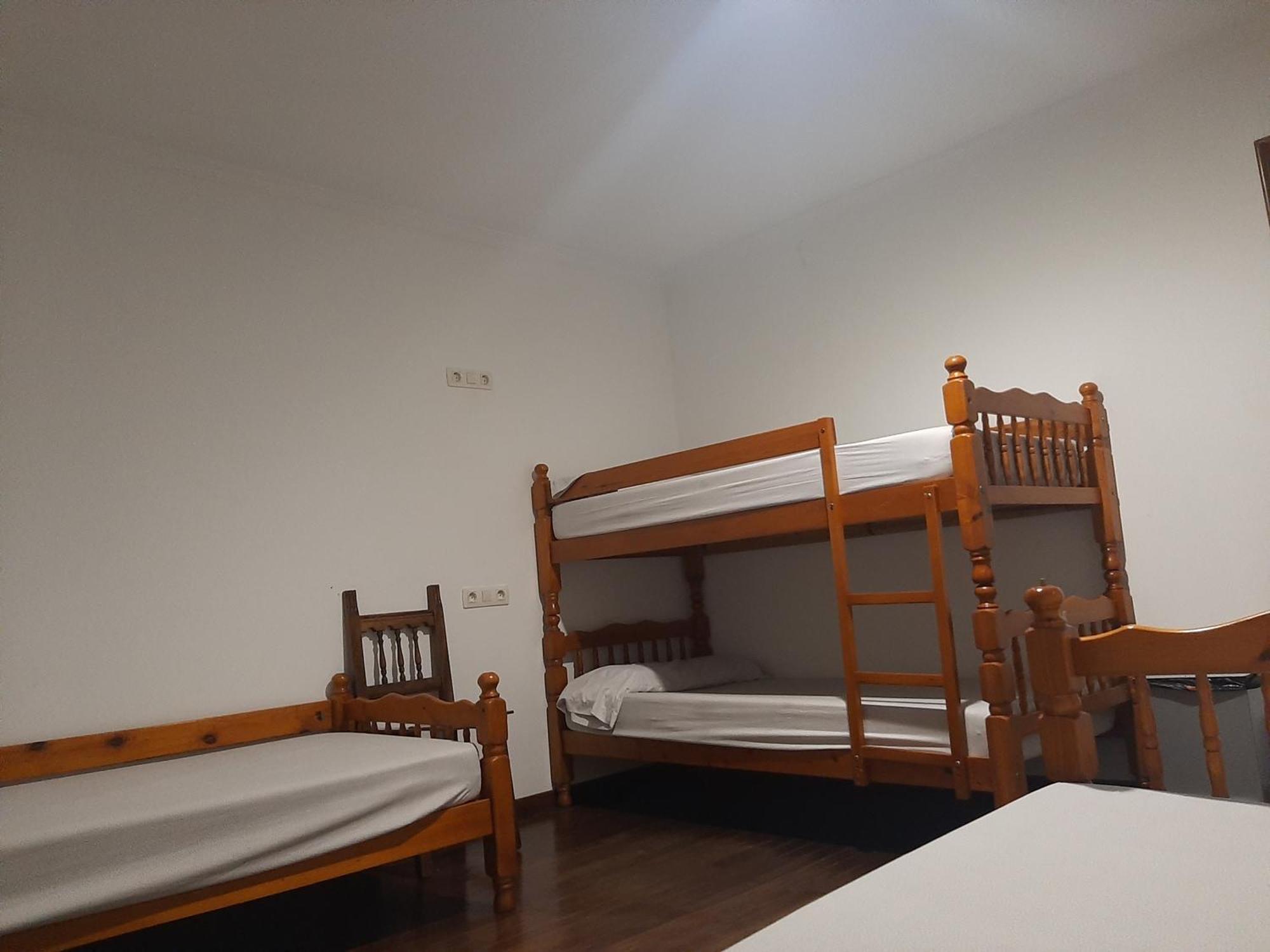 Albergue Berce Do Camino Триакастела Екстериор снимка
