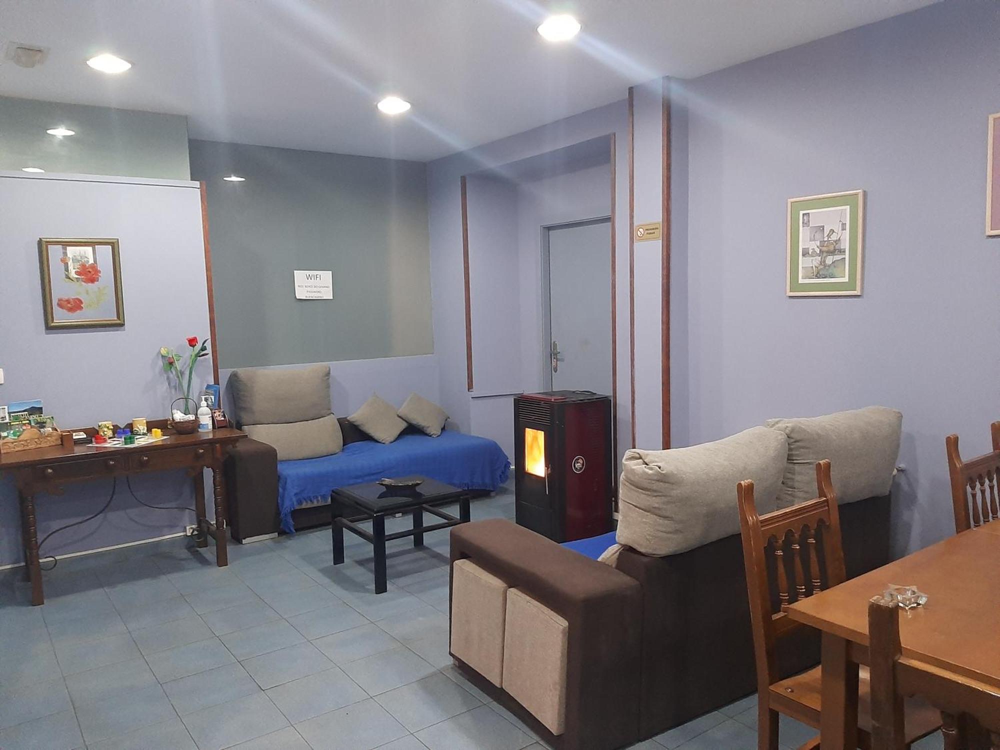 Albergue Berce Do Camino Триакастела Екстериор снимка