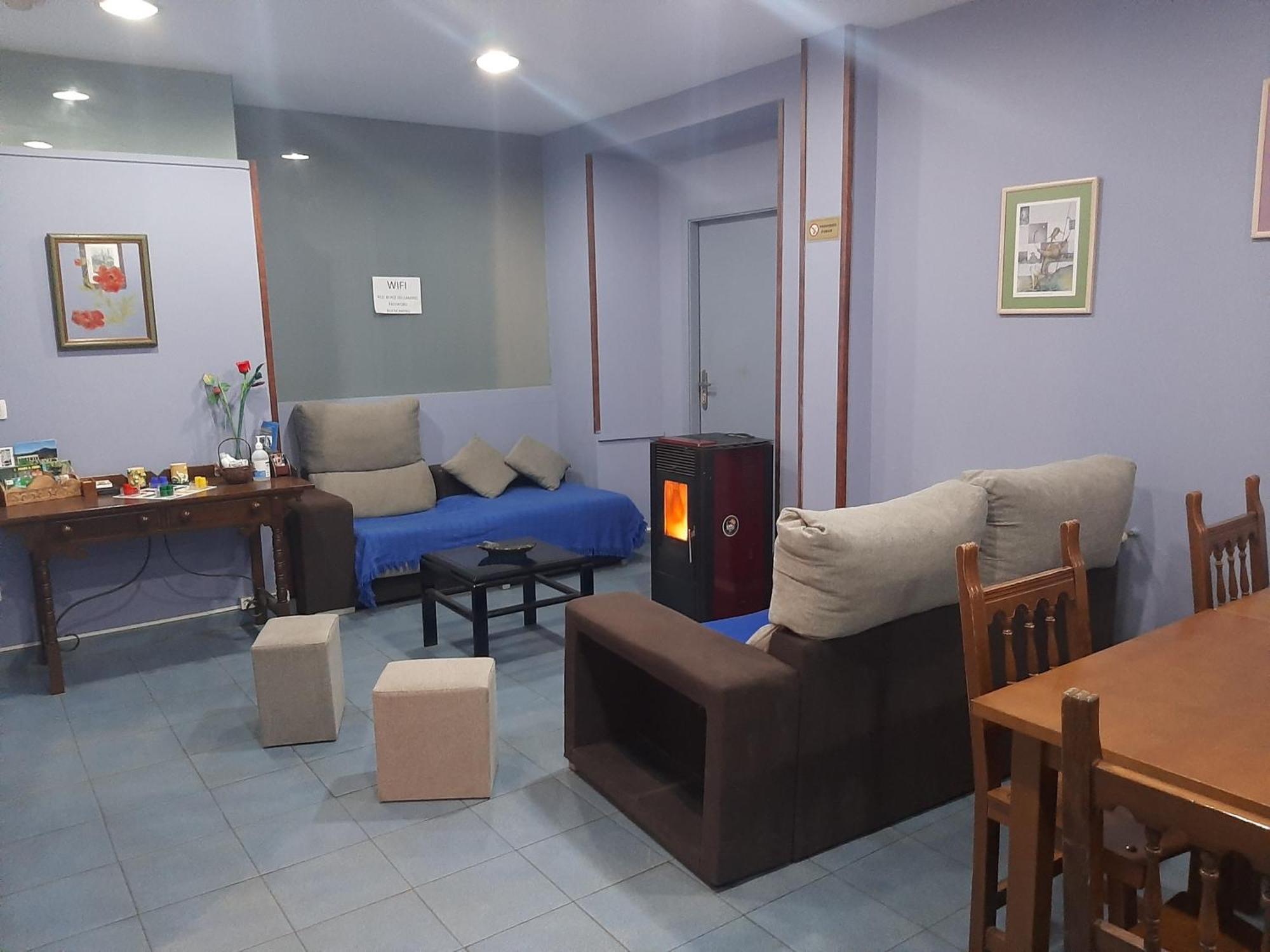 Albergue Berce Do Camino Триакастела Екстериор снимка