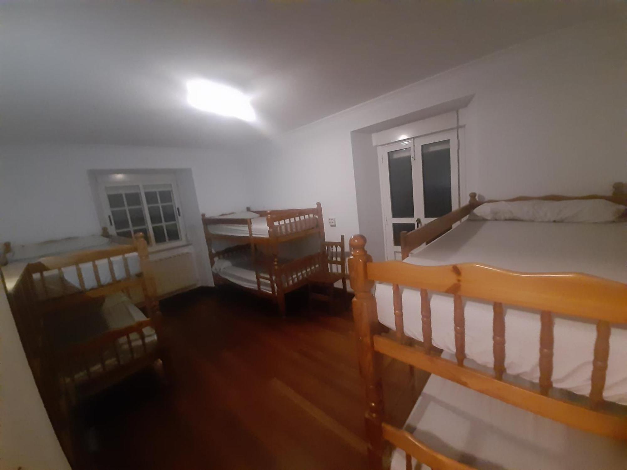 Albergue Berce Do Camino Триакастела Екстериор снимка